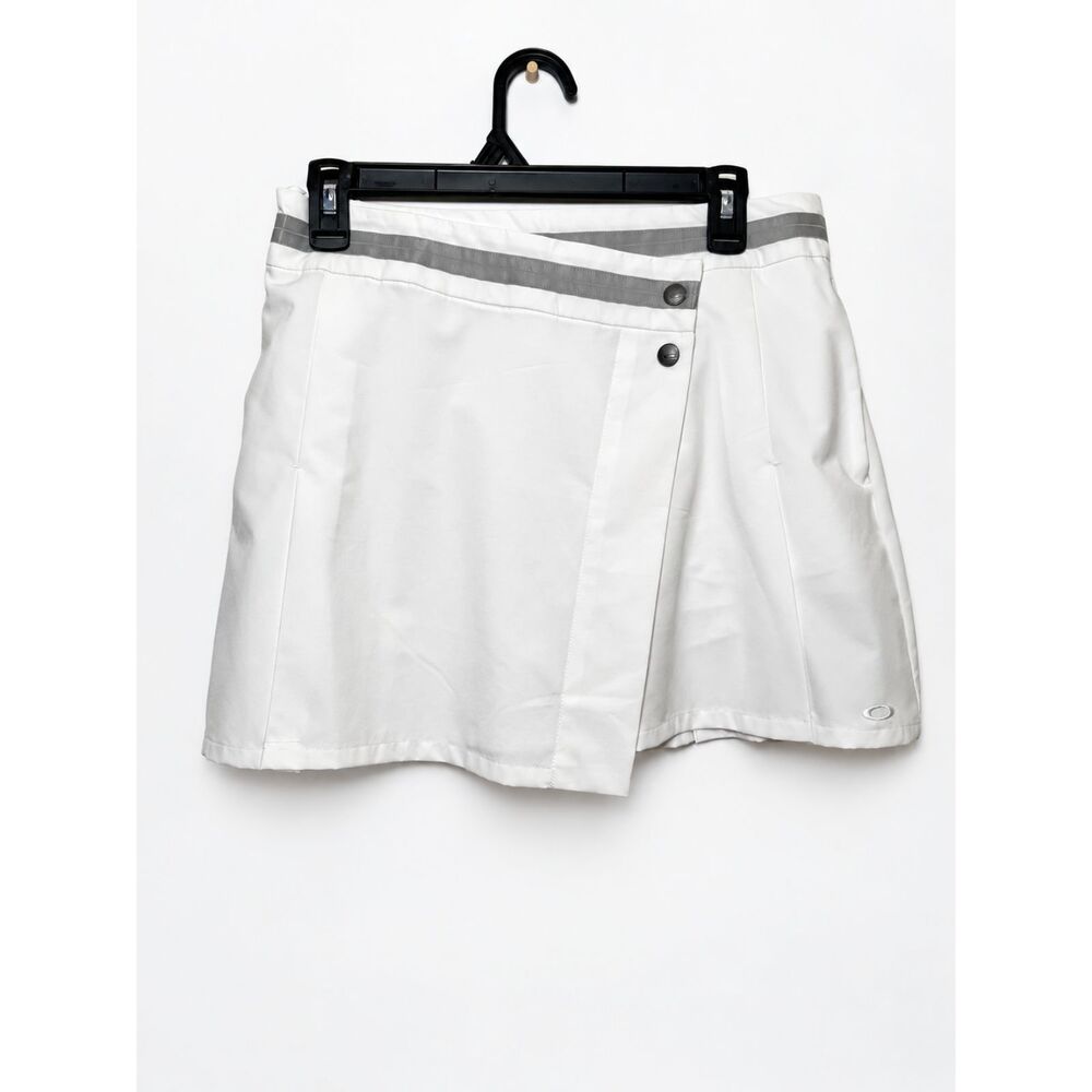 Oakley Women’s White Pleated Golf Tennis Skort Size 4 Gray Trim Wrap Front